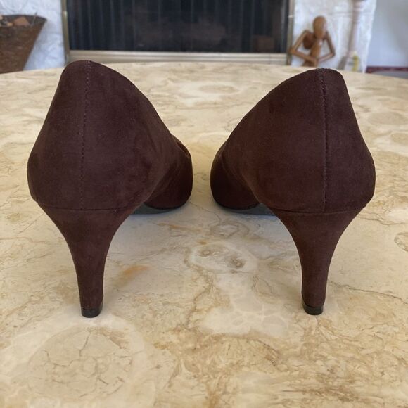 Dexflex Comfort Aubergine Faux Suede Round-Toe Pump 9.5 Regular - Picture 7 of 12